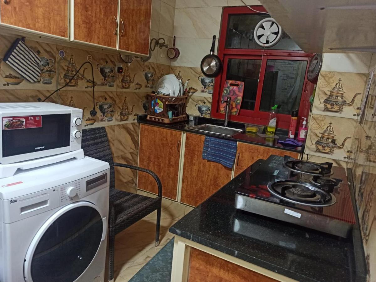迪拜Moon Backpackers , Al Rigga , Partition For Couples And For Singles公寓 外观 照片