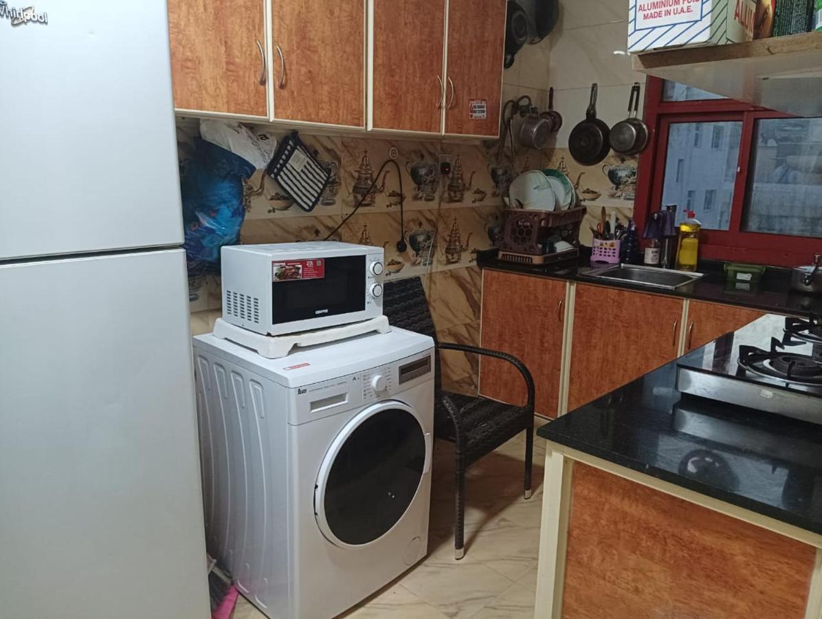 迪拜Moon Backpackers , Al Rigga , Partition For Couples And For Singles公寓 外观 照片
