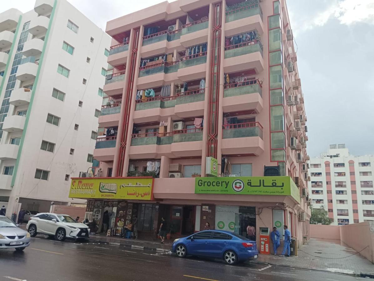 迪拜Moon Backpackers , Al Rigga , Partition For Couples And For Singles公寓 外观 照片