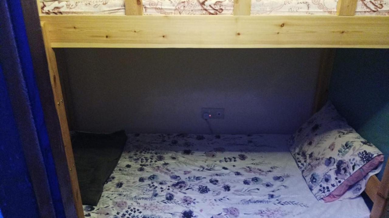 迪拜Moon Backpackers , Al Rigga , Partition For Couples And For Singles公寓 外观 照片