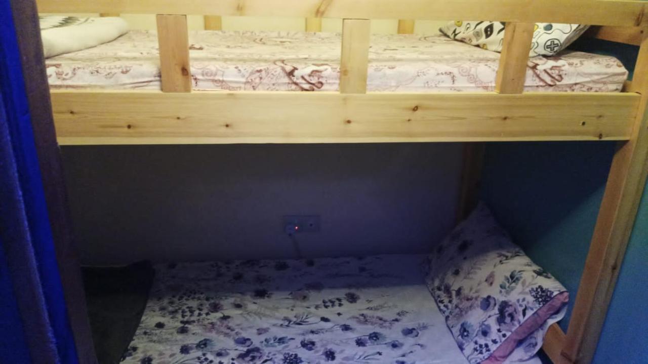 迪拜Moon Backpackers , Al Rigga , Partition For Couples And For Singles公寓 外观 照片